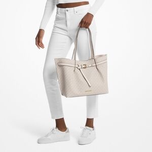 Michael Kors Large Logo East West Tote Light Cream Gold Magnetic Top Clo…